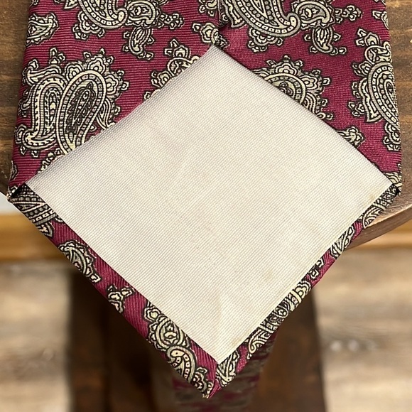 Don Loper Beverly Hills 100% Silk Paisley Tie Brick Red Burgundy and Tan - Picture 4 of 7